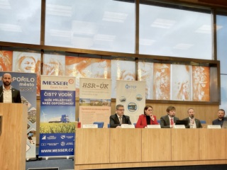 Tisková konference 5. 12. 2022 na půdě Magistrátu města Mostu Tisková konference 5. 12. 2022 na půdě Magistrátu města Mostu