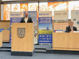 Mgr. Jan Paparega, primátor města Mostu Mgr. Jan Paparega, primátor města Mostu